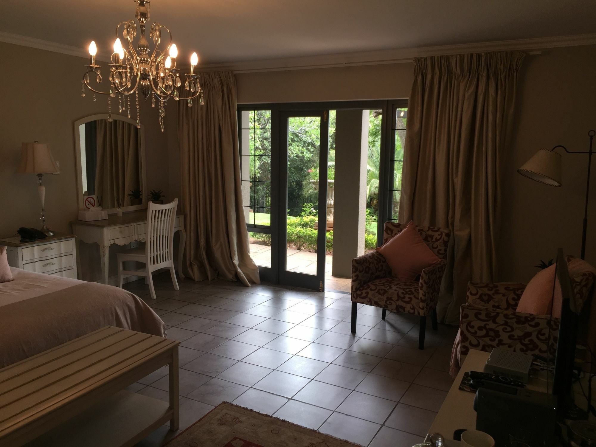 Amoris Guest House-Waterkloof Ridge Pretoria-Noord Eksteriør bilde
